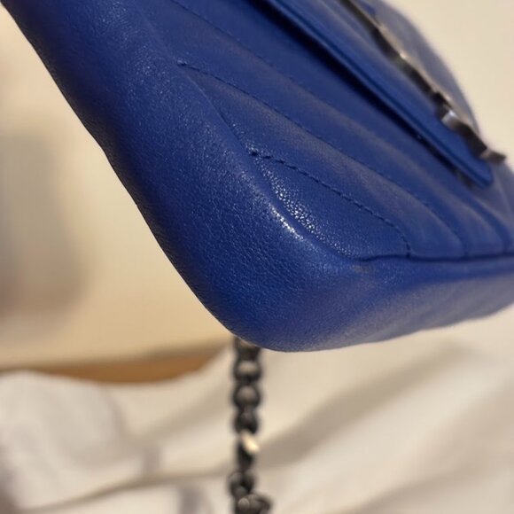 Beautiful YSL Cobalt Blue Small Bag - Excellent Condition - Picture 13 of 16